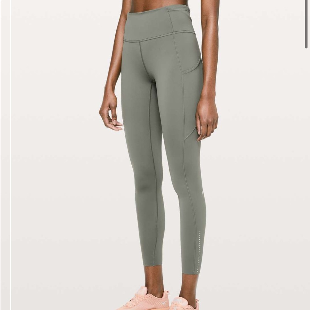Lululemon Sage Fast and Free right 7/8